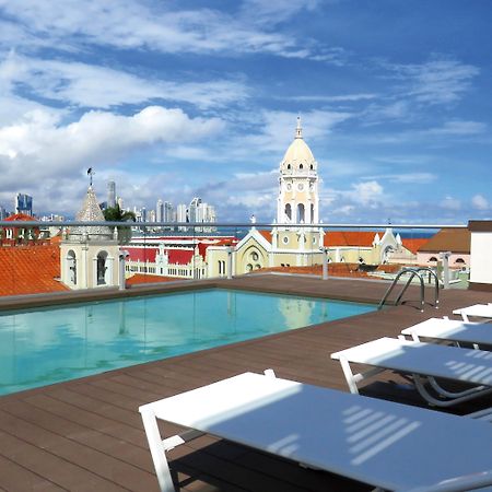 Central Hotel Panama Casco Viejo Ngoại thất bức ảnh Rooftop pool at the Hotel Unique
