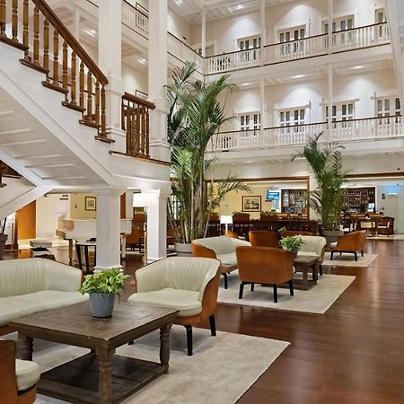 Central Hotel Panama Casco Viejo Ngoại thất bức ảnh The lobby of the hotel