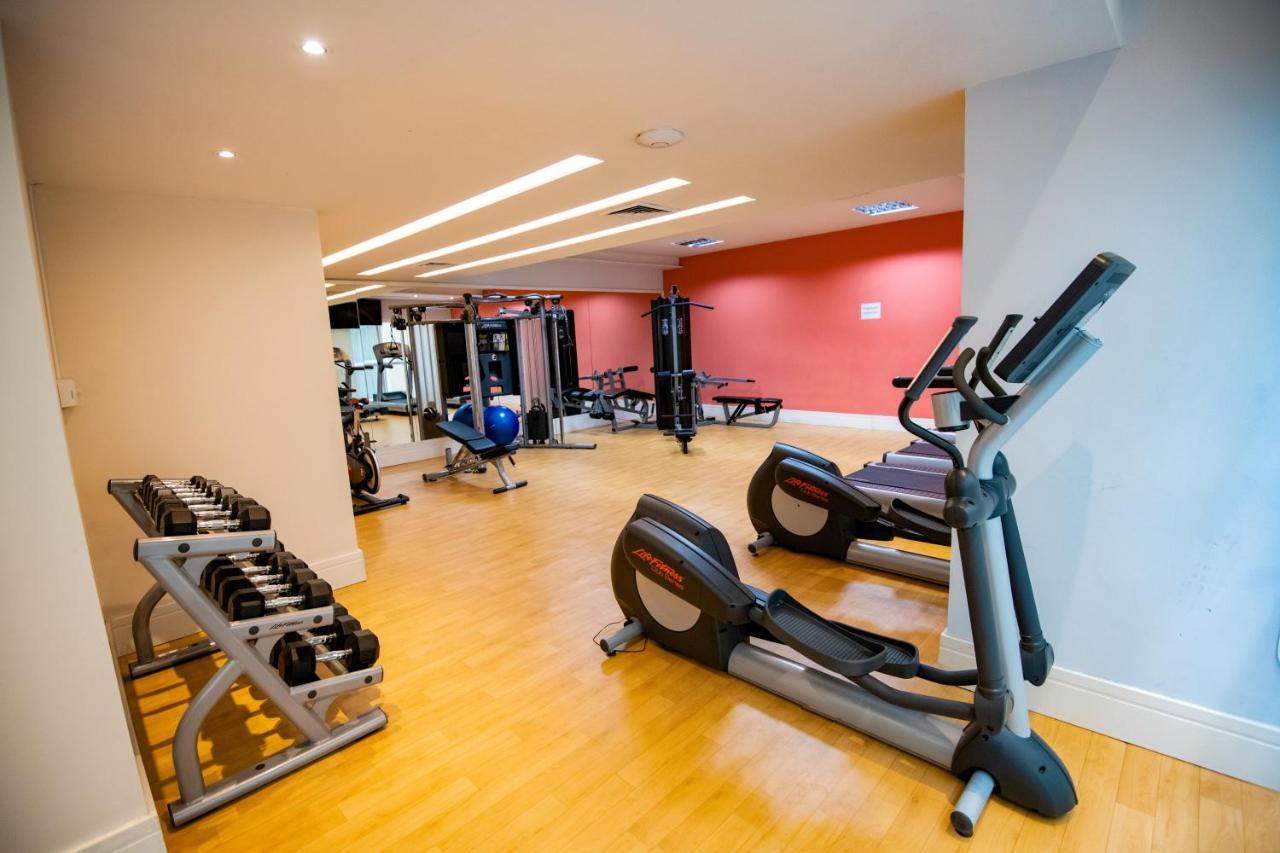 Central Hotel Panama Casco Viejo Ngoại thất bức ảnh The gym at the hotel